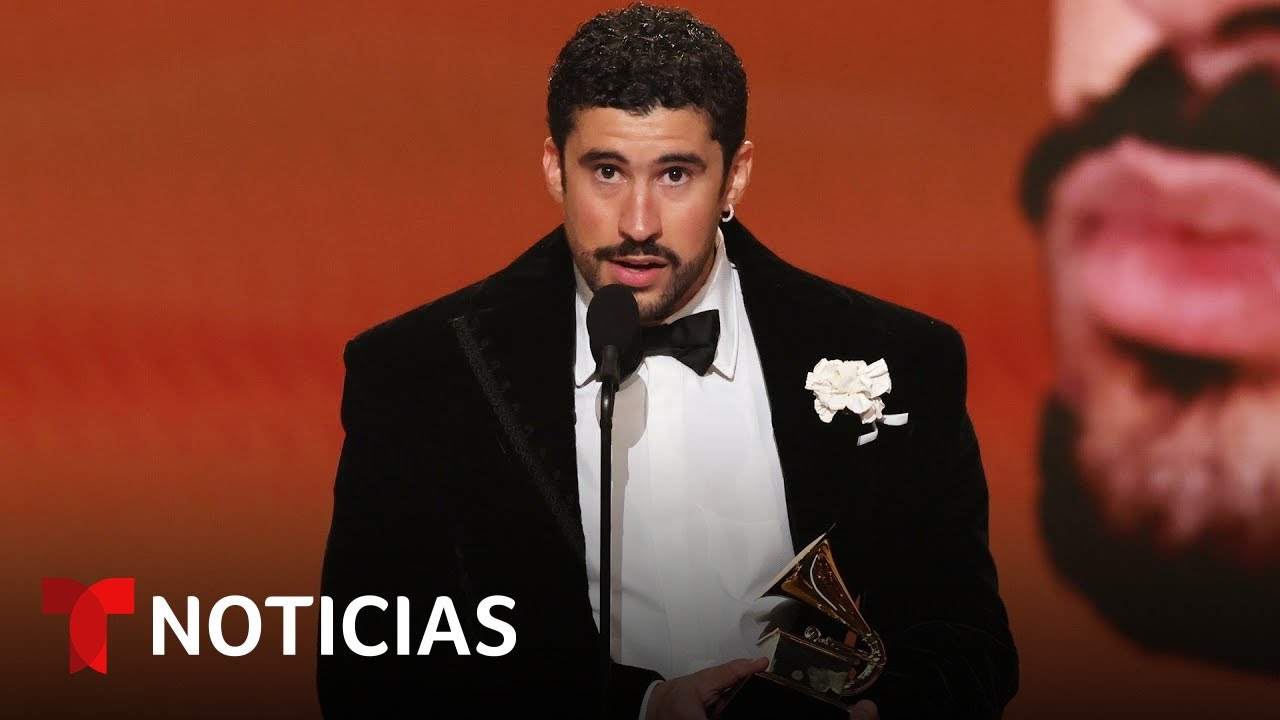 Bad Bunny y otros artistas protestaron contra ICE en la gala de los Grammy | Noticias Telemundo