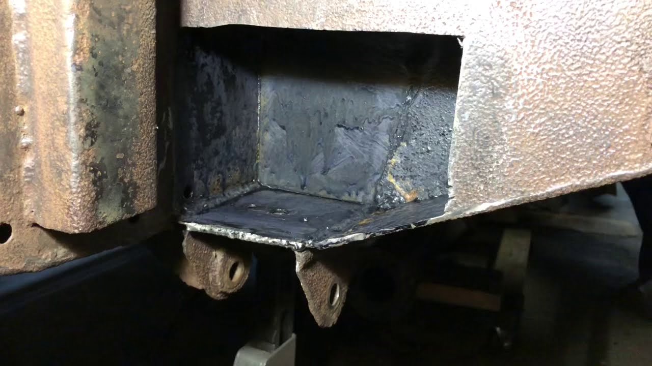 Outrigger Repair Chassis Frame Spring Hanger Land Rover Series 2A restoration 2.25L Part 14