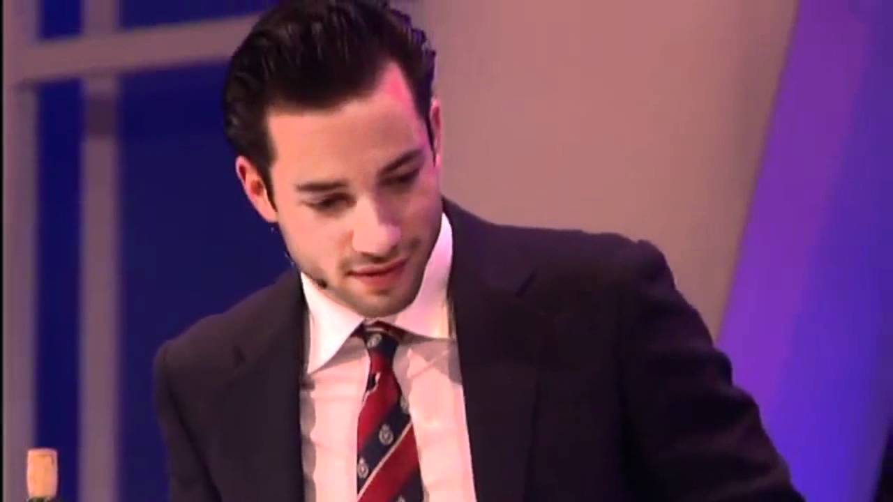 Two Dutch TV presenters eat each other's flesh on TV show
