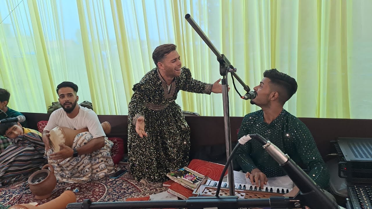 Trending New Kashmiri Song | Funny Song😂 | By Aafaq singer & Rizu Dancer