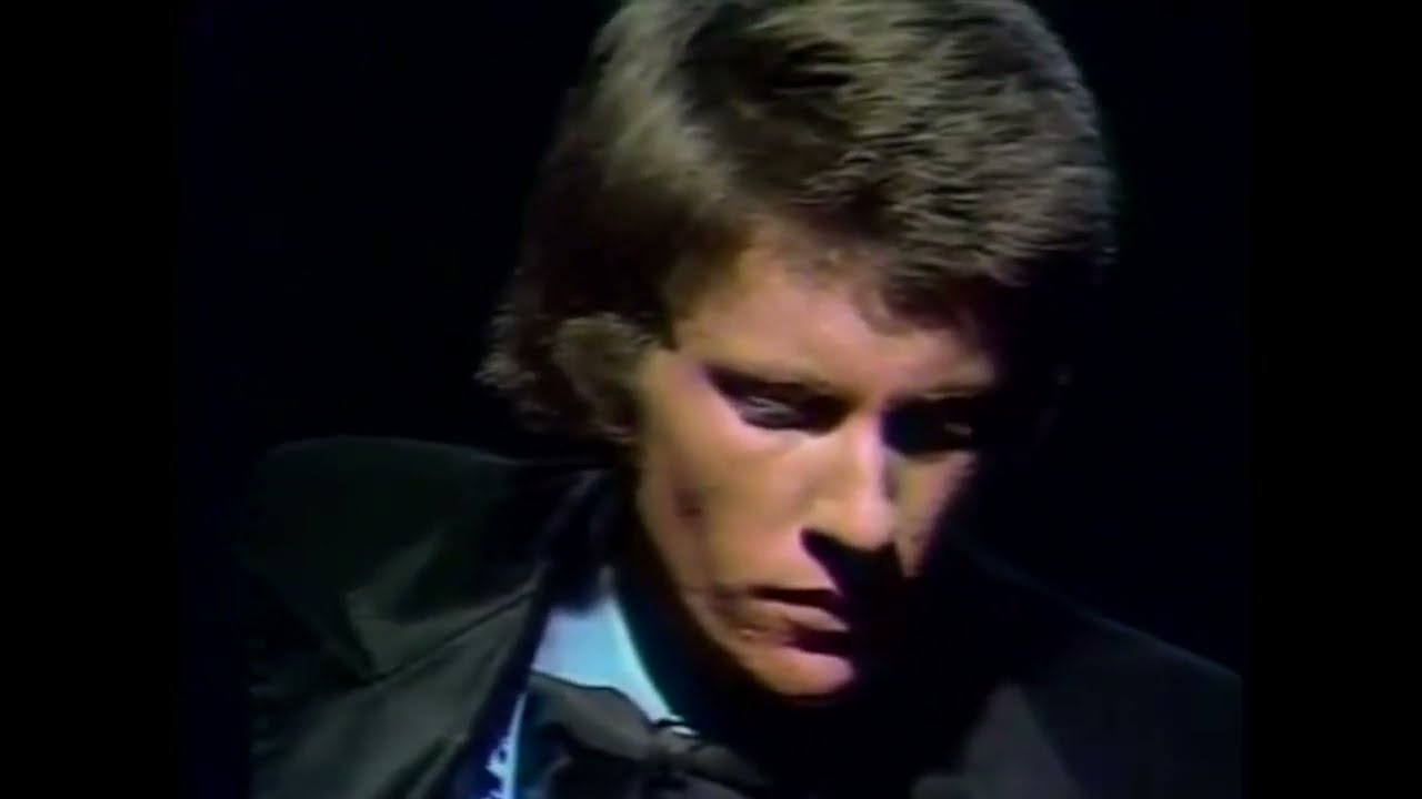 Tommy Jones - rare live TV performance (1977)