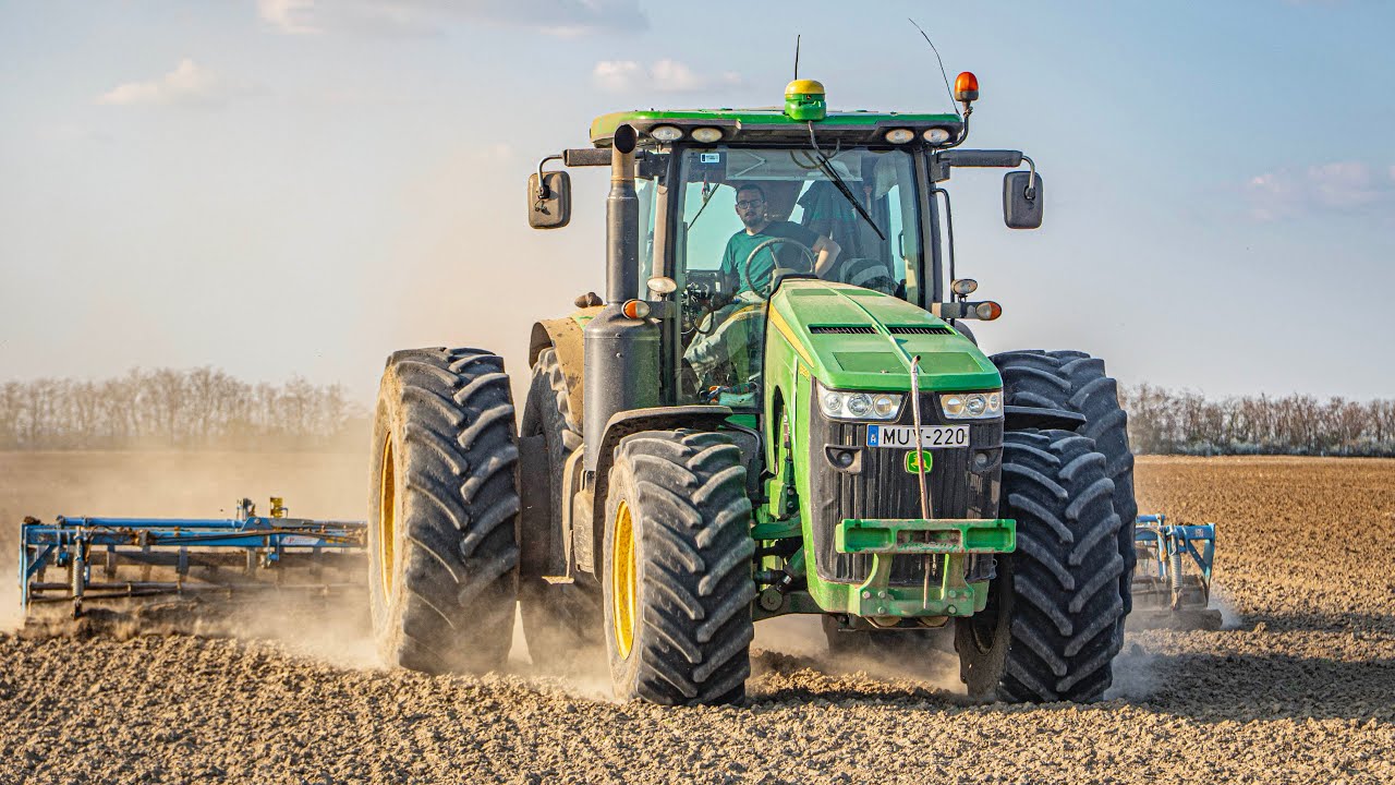 Magágykészítés 2025 John Deere 8335R + Farmet Kompaktomat K800