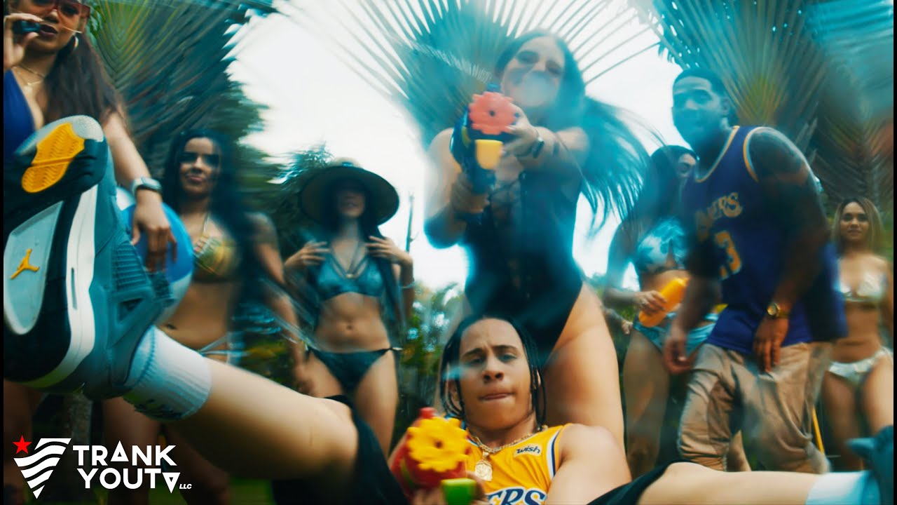 El Futuro Fuera De Orbita- T&uacute; Y Yo (Pro.By Nitido Nintendo) [Video Oficial]