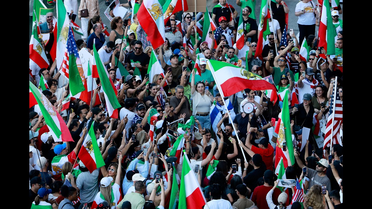 Iranians Worldwide Rise in Solidarity Against the Regime