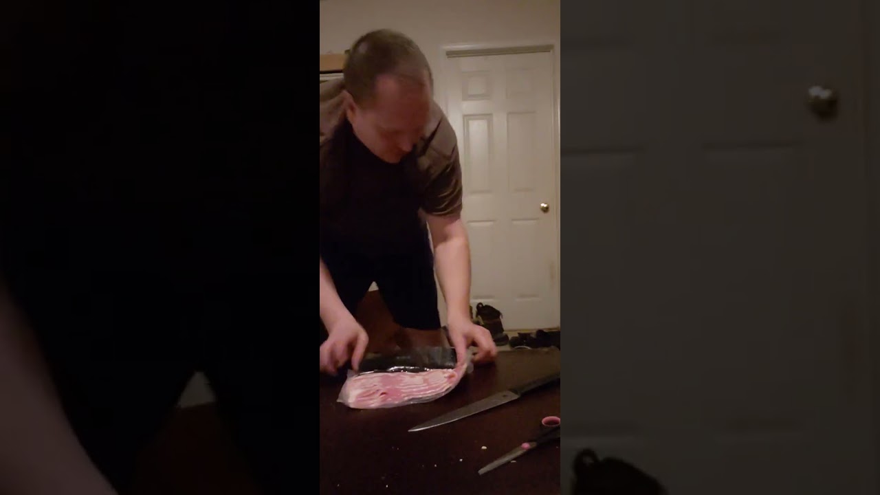 How to get your bacon out of the packaging in nice single slices everytime. CRAZY but it works.