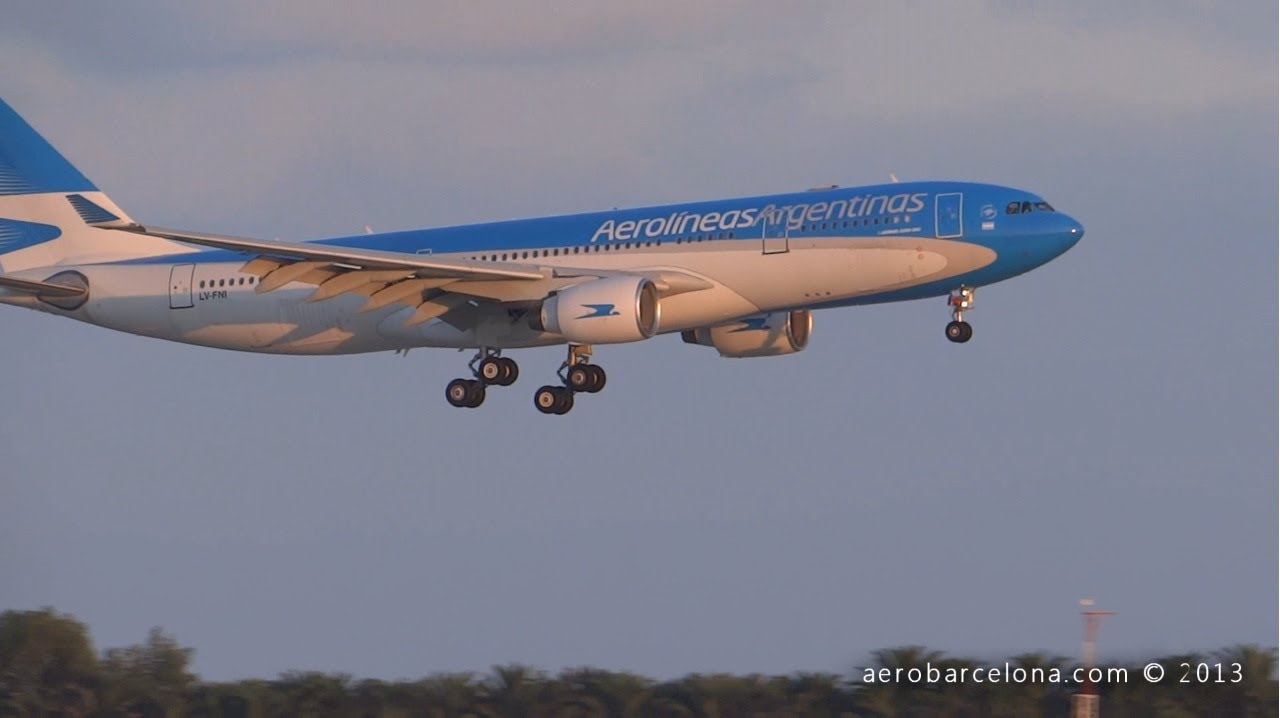 [FULL HD] Aerol&iacute;neas Argentinas First ever A330-223 LV-FNI arrival at Barcelona-El Prat
