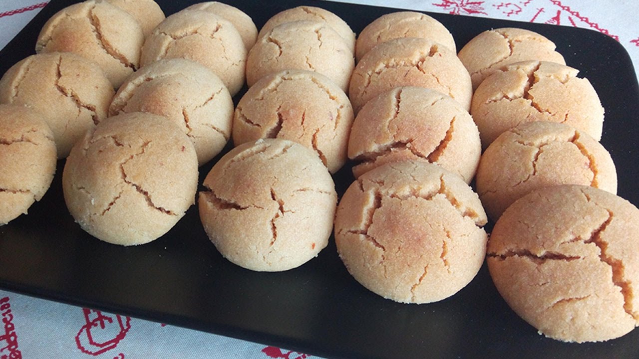سلسلة حلويات الشاي السهلة/غريبة بيمو كولدن بنكهة البرتقال بنينة ومذاق مميز