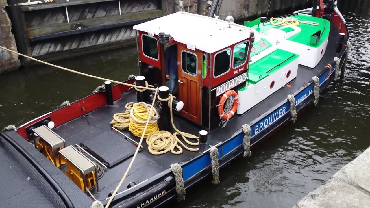 sleepboot Brouwer verhuur Zaandam