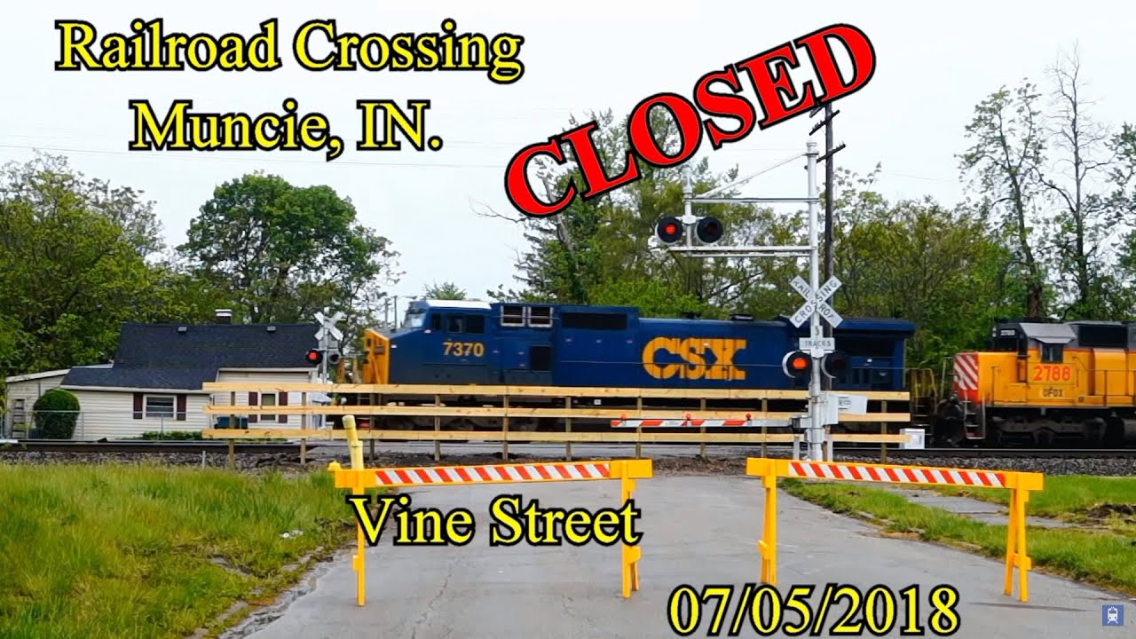 Railroad Crossing: Vine Street in Muncie, IN., CSX Main Tracks 1&2/ NS Main 1