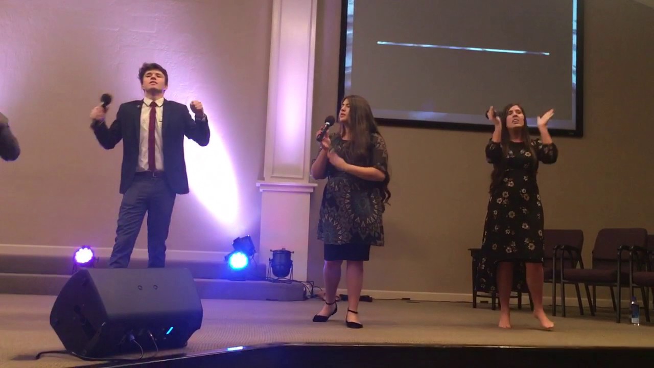 Más que Vencedor /Asi Como David Danzaba / Me Gozare / No Puedo Para de Alabarle