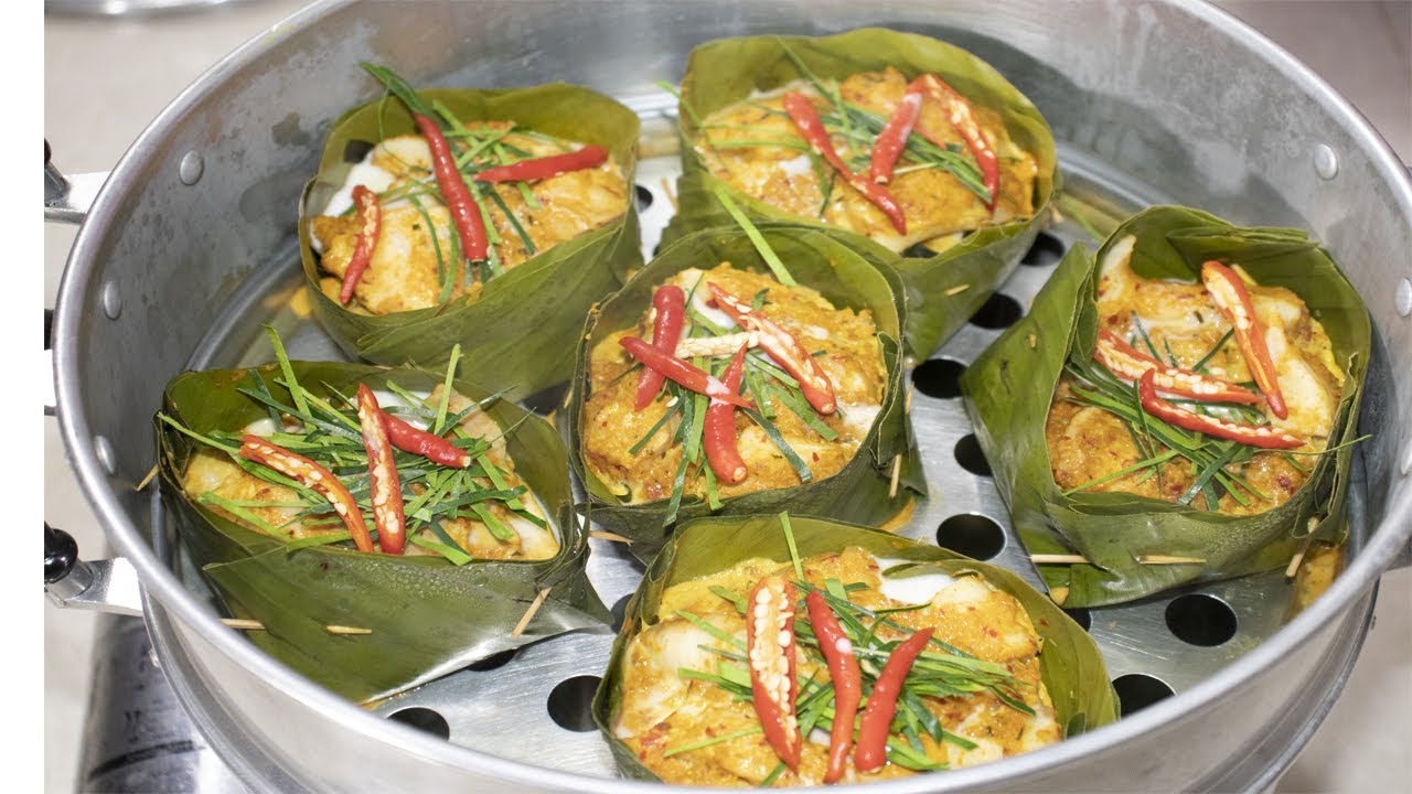 របៀបធ្វើ អាម៉ុកត្រីឲ្យឆ្ងាញ់- How to make Amok Fish / Chhen Touch \