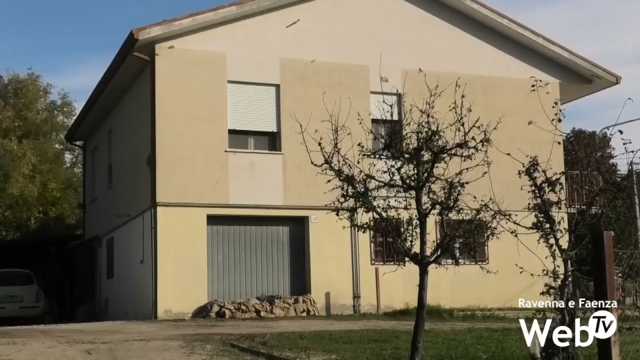 Dopo l'alluvione a Marzeno è tutto fermo: le sponde del torrente non sono state ripristinate
