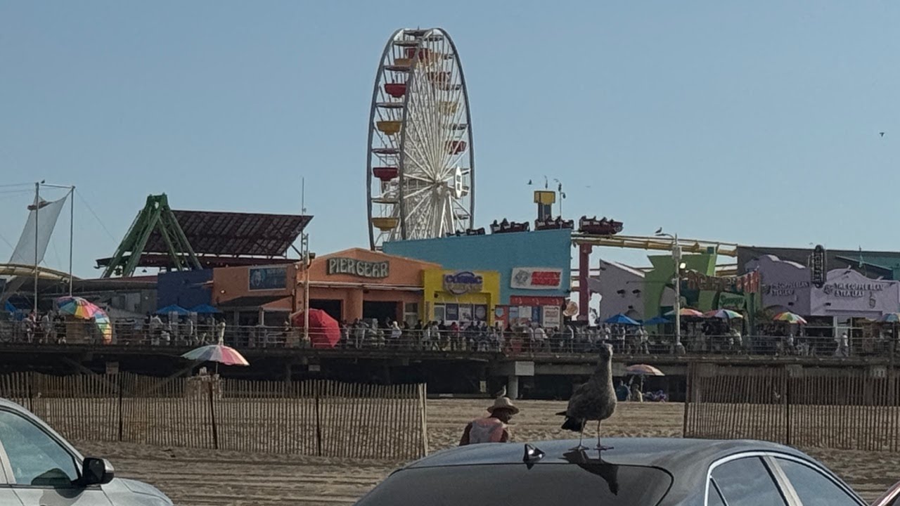 🔴 IRL in LA - Winter in LA (65F, 18C) Santa Monica Pier and 3rd Street Promenade Part 1