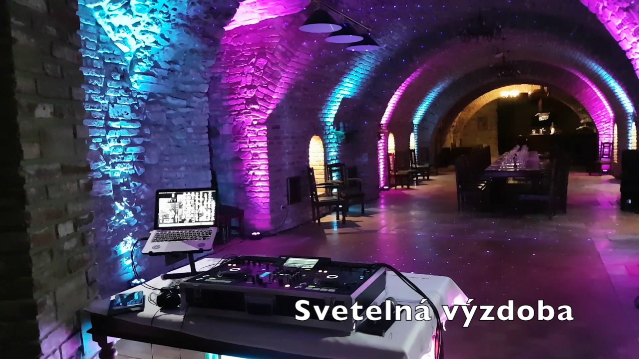 DJ na svadbu Dušan Dojčár: Svetelná dekorácia:  Haličský zámok:  Zámocký hotel Galicia Nue