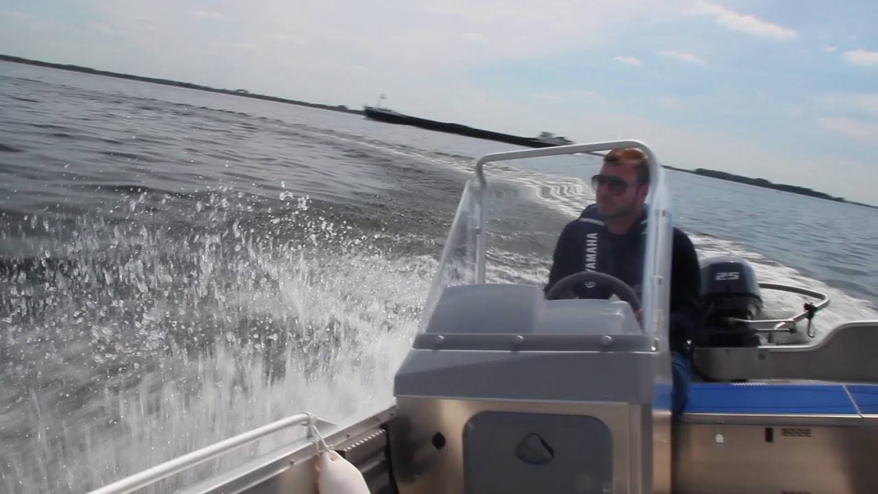 Yamaha F25G en Linder 445 Catch