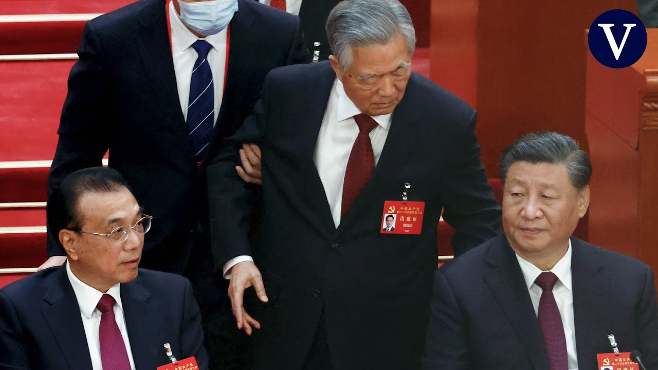 La secuencia completa de la extraña salida de Hu Jintao del Congreso