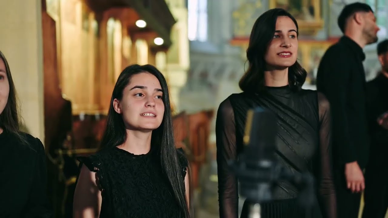 Grup vocal A Tempo - Lăudați pe Dumnezeu (LIVE)