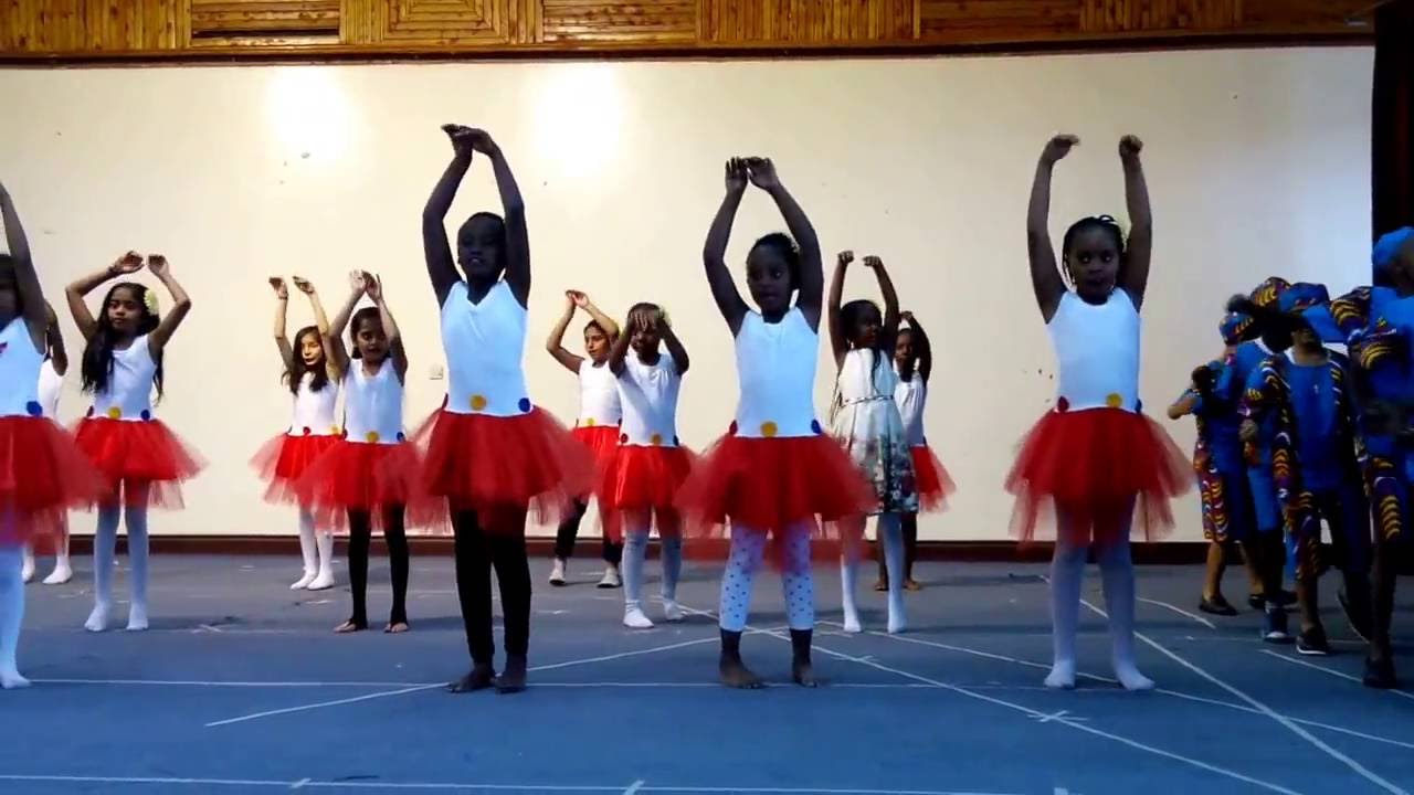 Hawaiian dance_Yr 3 2016, Melvin Jones Academy.