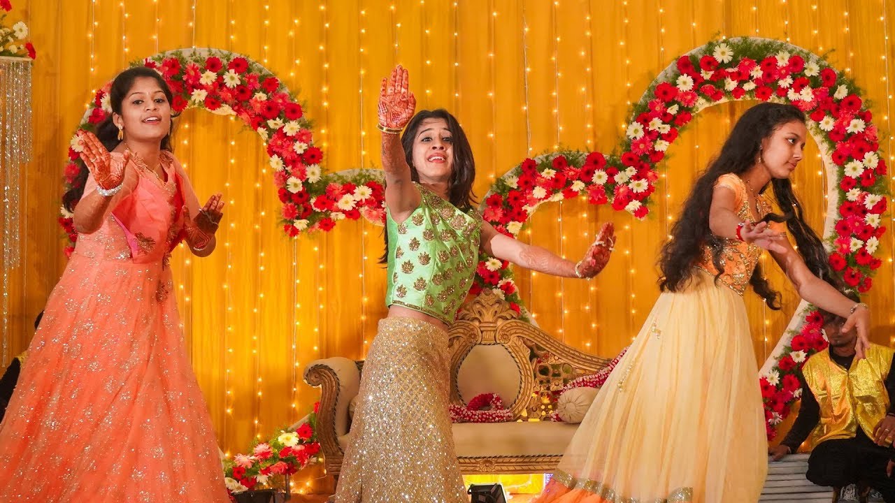 Coimbatore Colourful Wedding Film | Chitra & Vignesh | ISWARYA PHOTOS