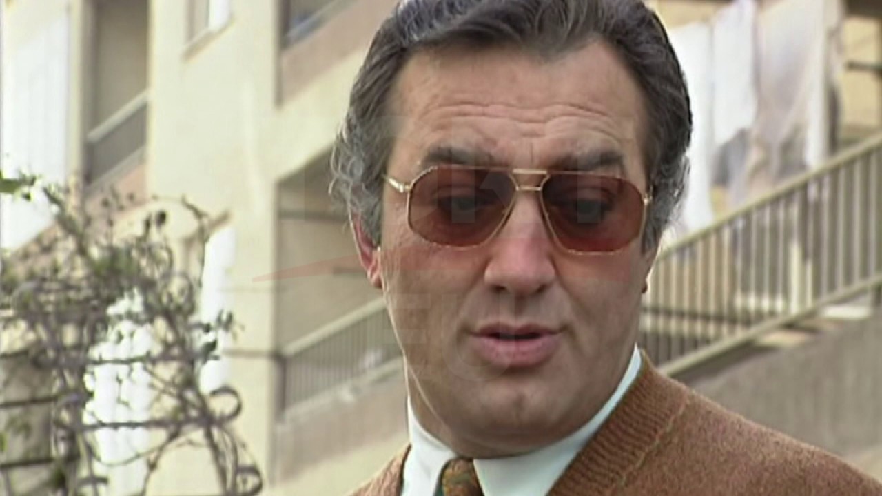 Komşular - 2.B&ouml;l&uuml;m