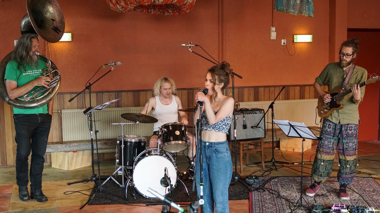 HALA - Full Set • MOZY Sessions