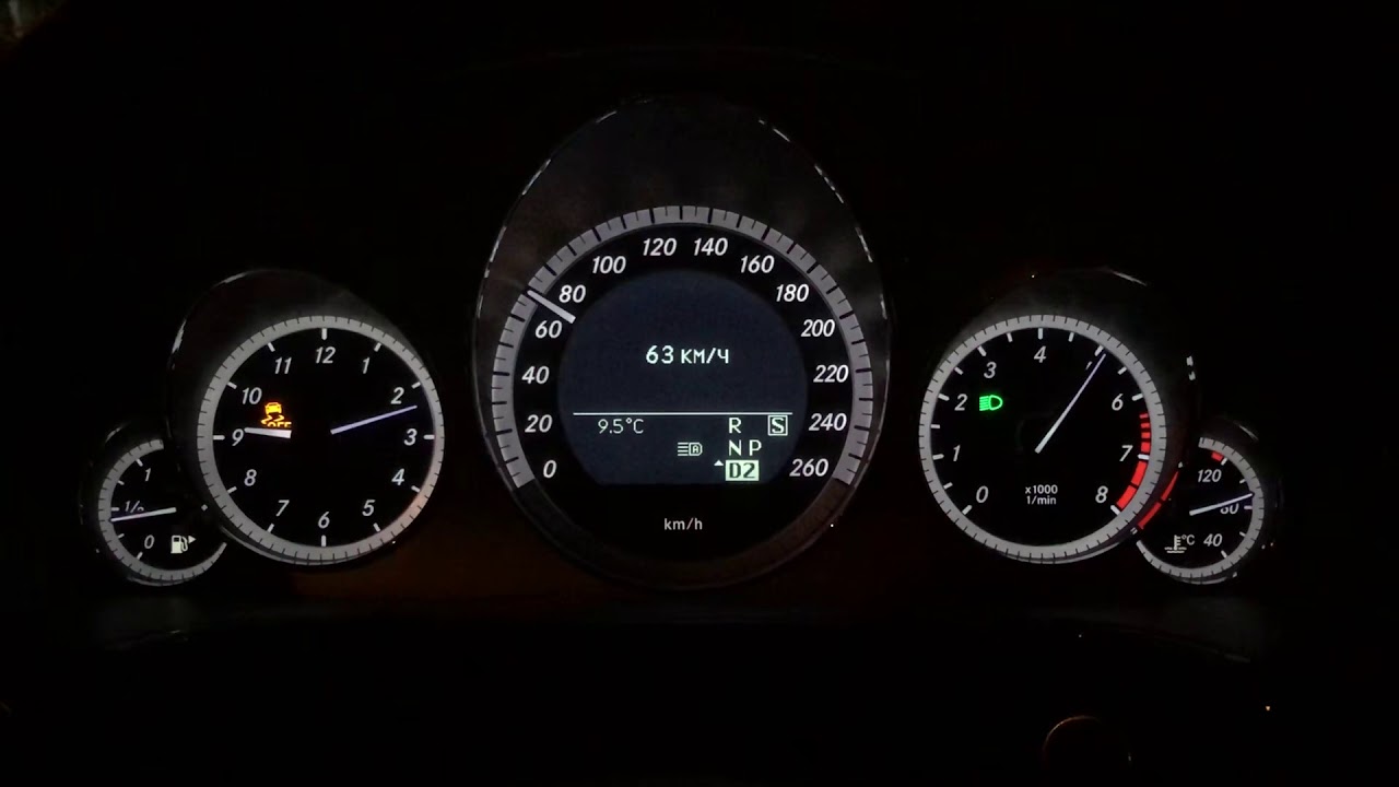 Mercedes-Benz e350 4matic w212 acceleration 0-100 km/h stock