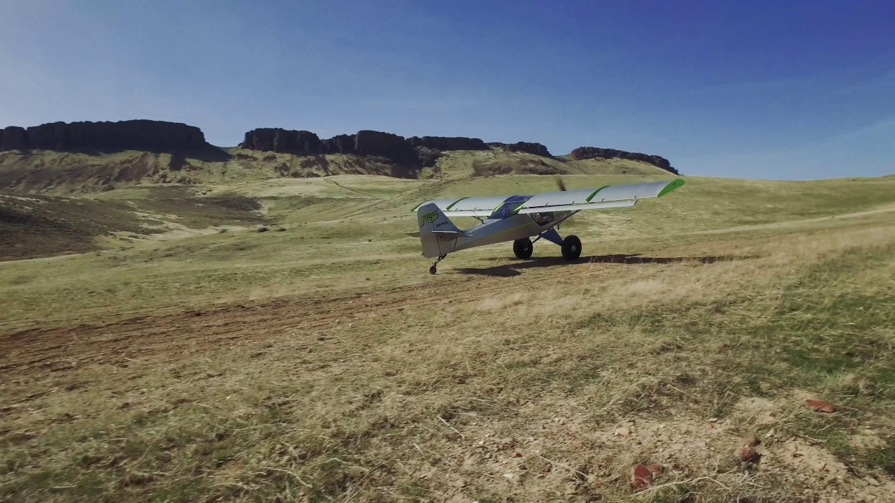 Kitfox STi playing in the Owyhees