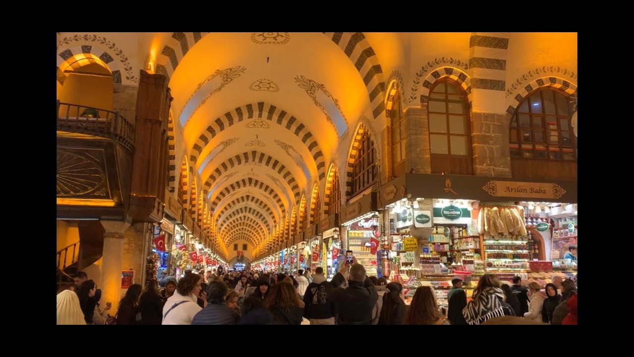 Walking From Halici Metro Station to Spice Bazar, Istanbul