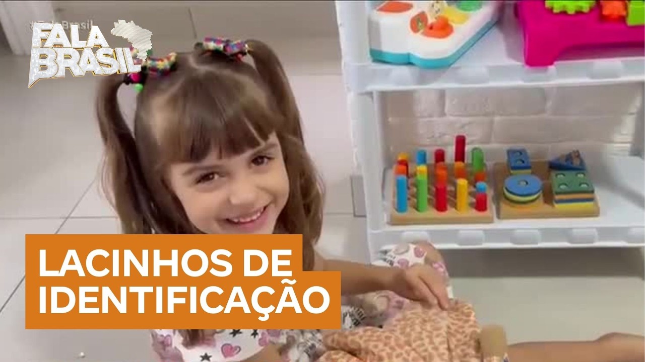 Mãe adapta acessórios para filha autista que não tolera colares ou pulseiras