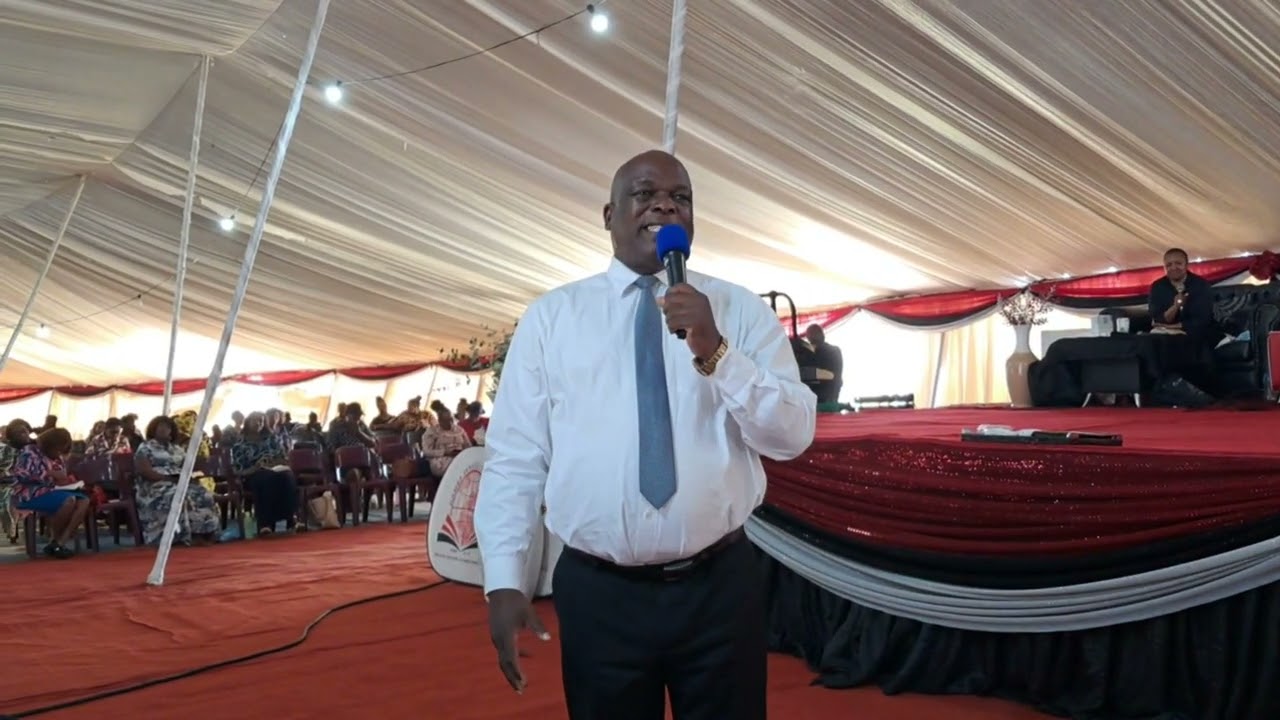 Kunezinto Ekumele Uzicele Kunkulunkulu Ungakafi // DR MJ MAVUNDLA