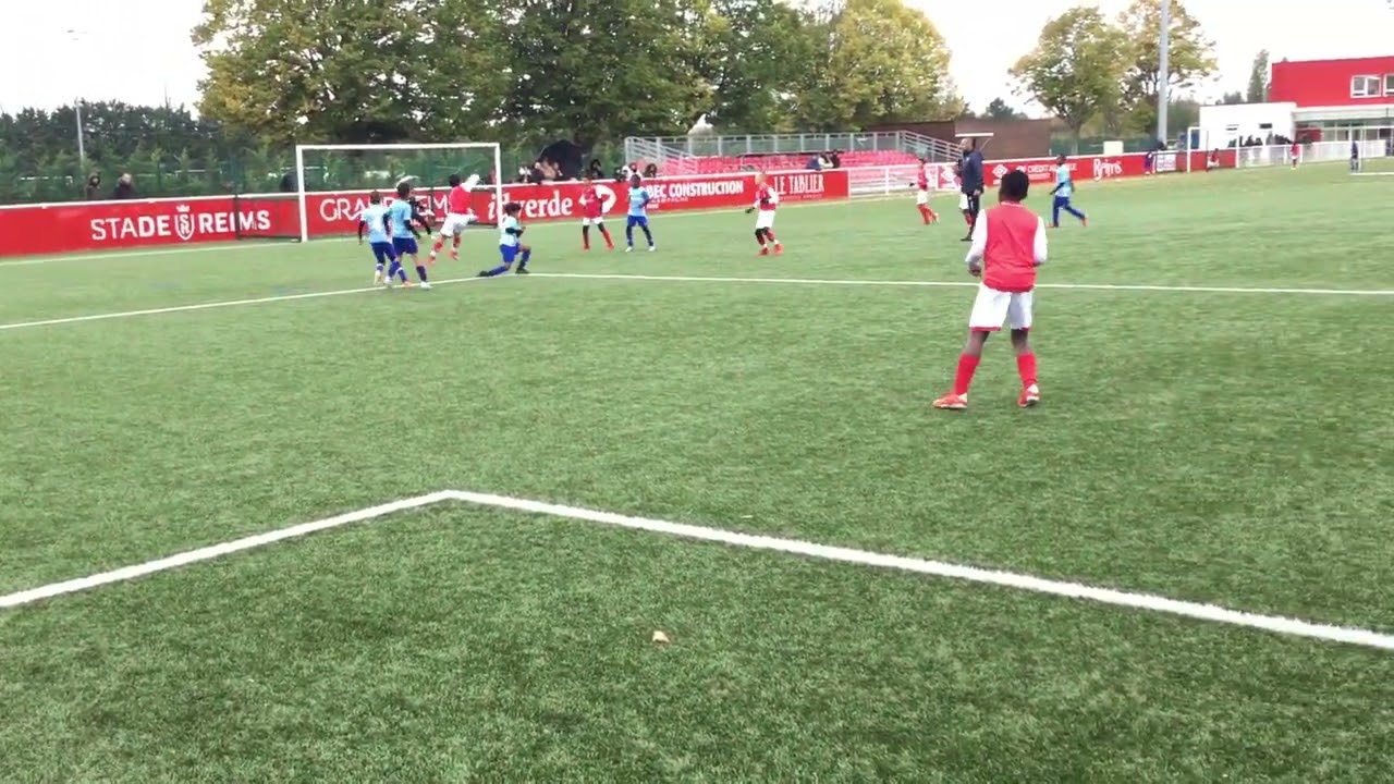 STADE DE REIMS U10 VS ROISSY EN BRIE 4-1( 2ème Mi-Temps:2-1)Merci de vous abonner à la chaîne.