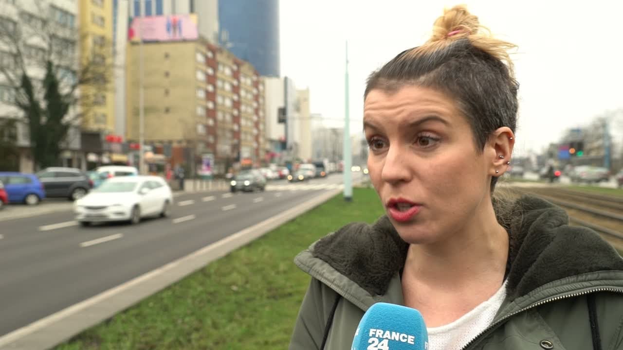 En Pologne, les femmes s'affrontent sur le droit à l'avortement (2/5)