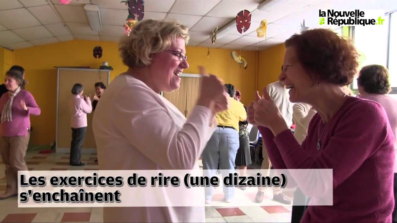 VIDEO. Tours : assistez à une séance de yoga du rire