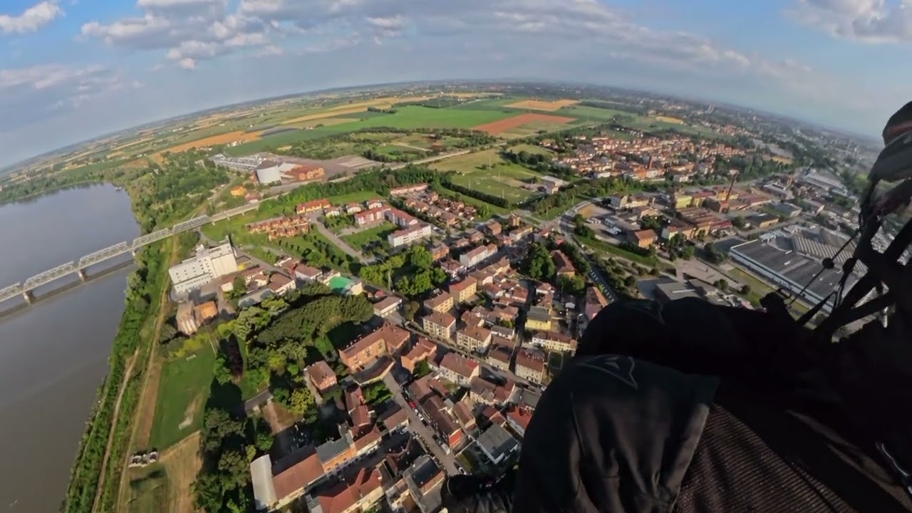 voletto in paramotore intorno a Ferrara