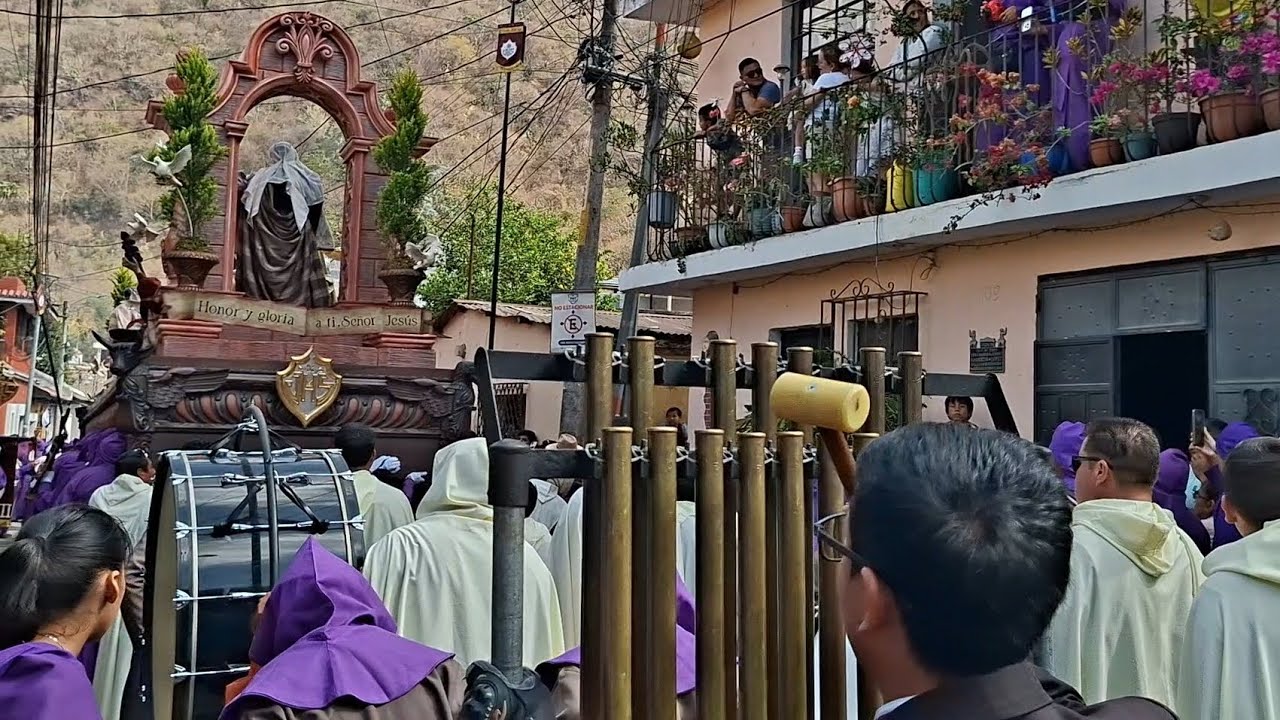 En Su Urna Va Jesús (Con Campanas) / 4to Domingo de Cuaresma - Jesús de Santa Ana