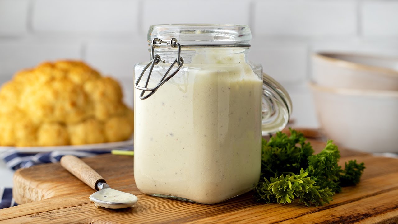 The BEST Keto Alfredo Sauce Recipe [& Super Easy]