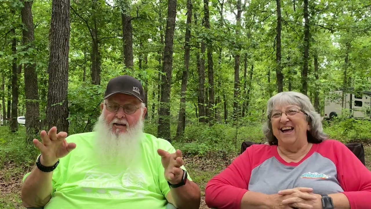 Meet Ken & Carla Wise and their 25’ Airstream Flying Cloud