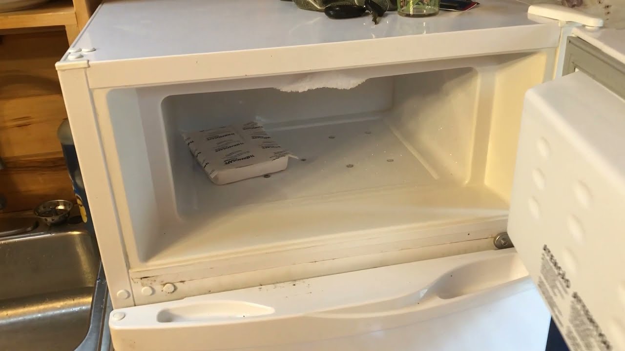Propane Refrigerator. NO ELECTRICITY REQUIRED
