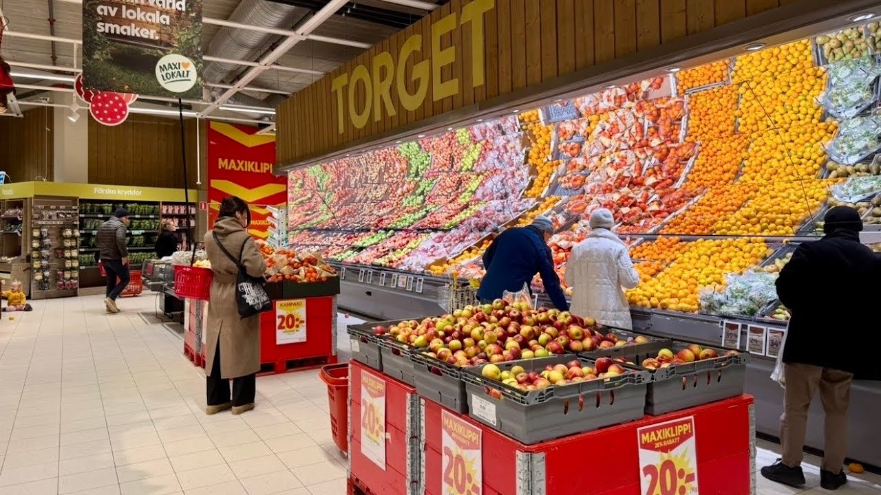 Swedish Supermarket ICA Maxi Walking Tour
