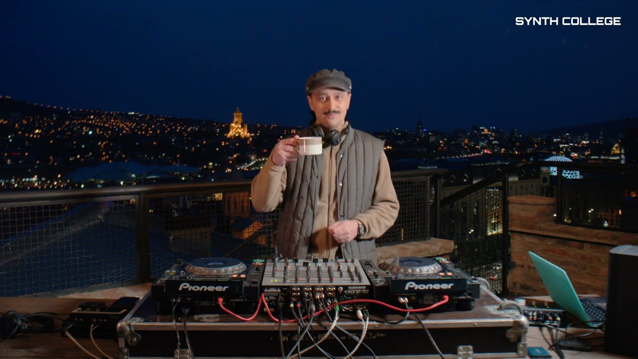 M. Kupper | Synth College: Tbilisi Rooftop | 4K