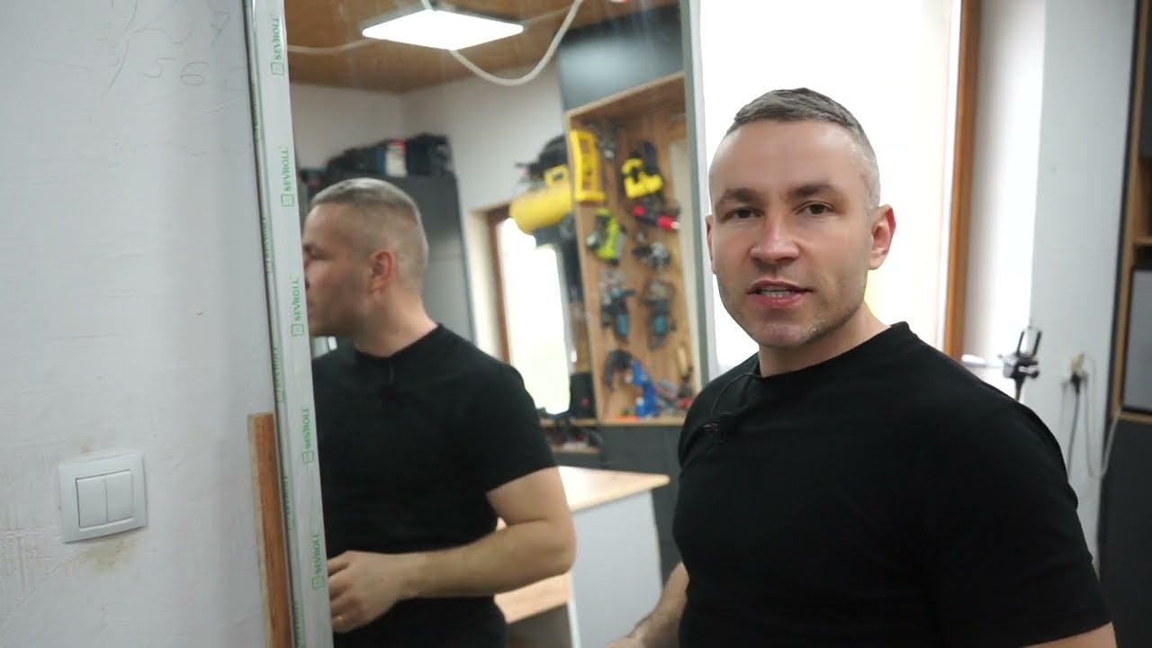 Montaż drzwi przesuwnych. Jak to zrobić drzwi z lustrem do szafy.