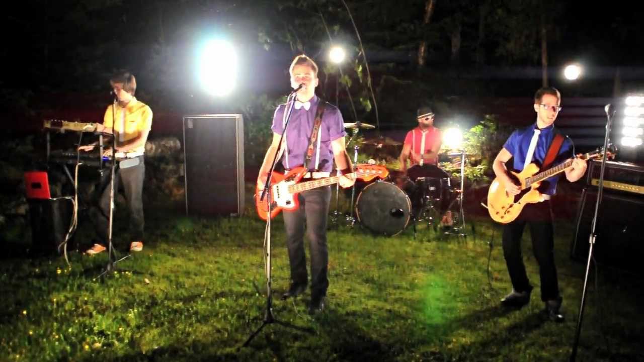 THE PLAYDATES - Just Like The Movies (Official Music Video)