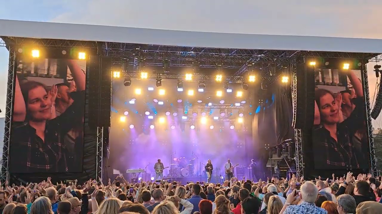 Juli - Perfekte Welle - Sommerfestival Autostadt Wolfsburg
