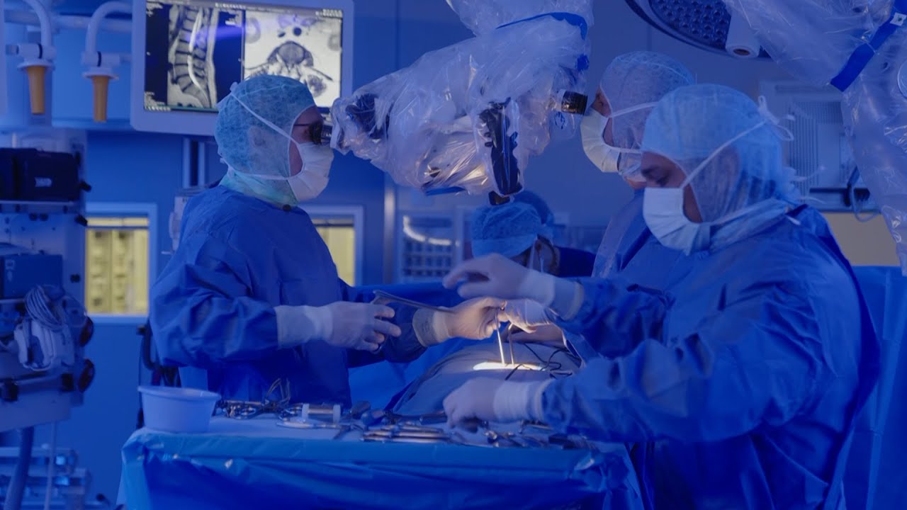 R&uuml;ckenoperation im Wachzustand &ndash; Check Up - das Gesundheitsmagazin mit Hirslanden