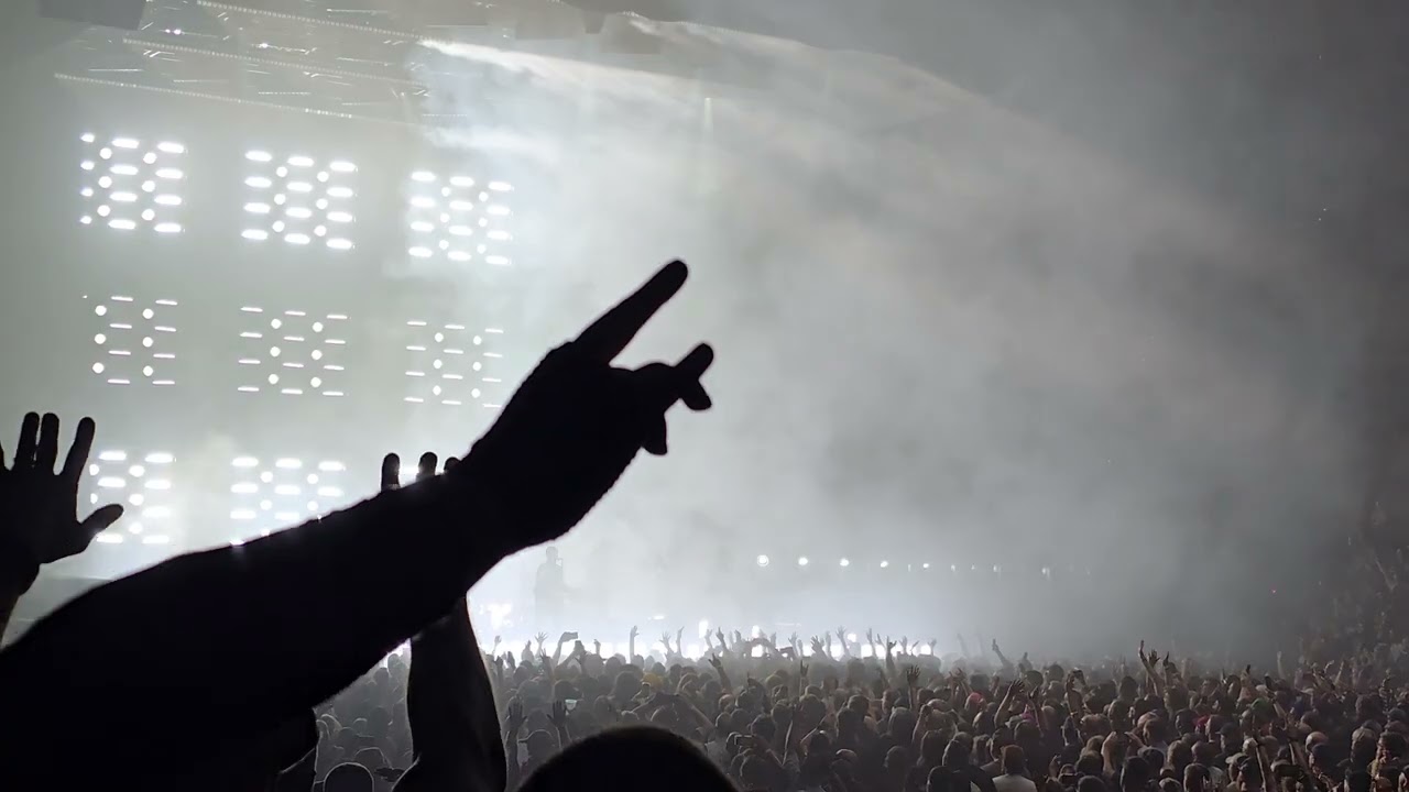 Nine Inch Nails Head Like a Hole Xfinity Mobile Arena Philadelphia 8/27/2025 in 4K