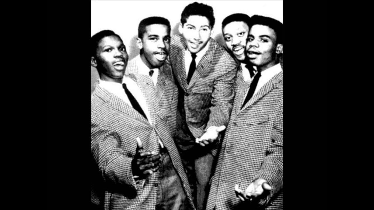 STARLITES - MISSING YOU / GIVE ME A KISS - PEAK 5000 - 1957