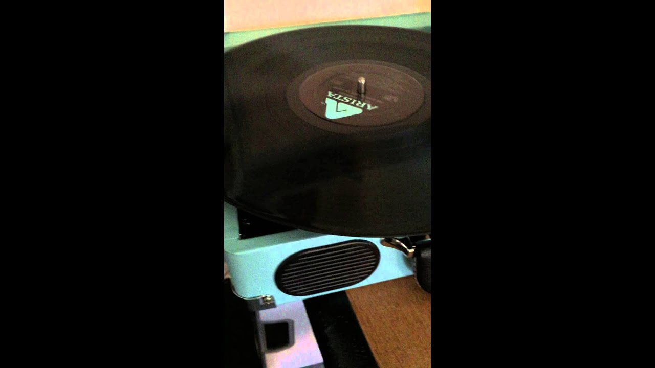 1byone Belt-Drive 3-Speed Portable Stereo Turntable