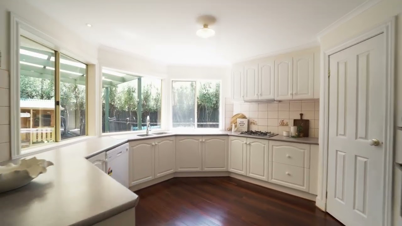 Buxton Ashburton - 11 Peppermint Court Ashwood