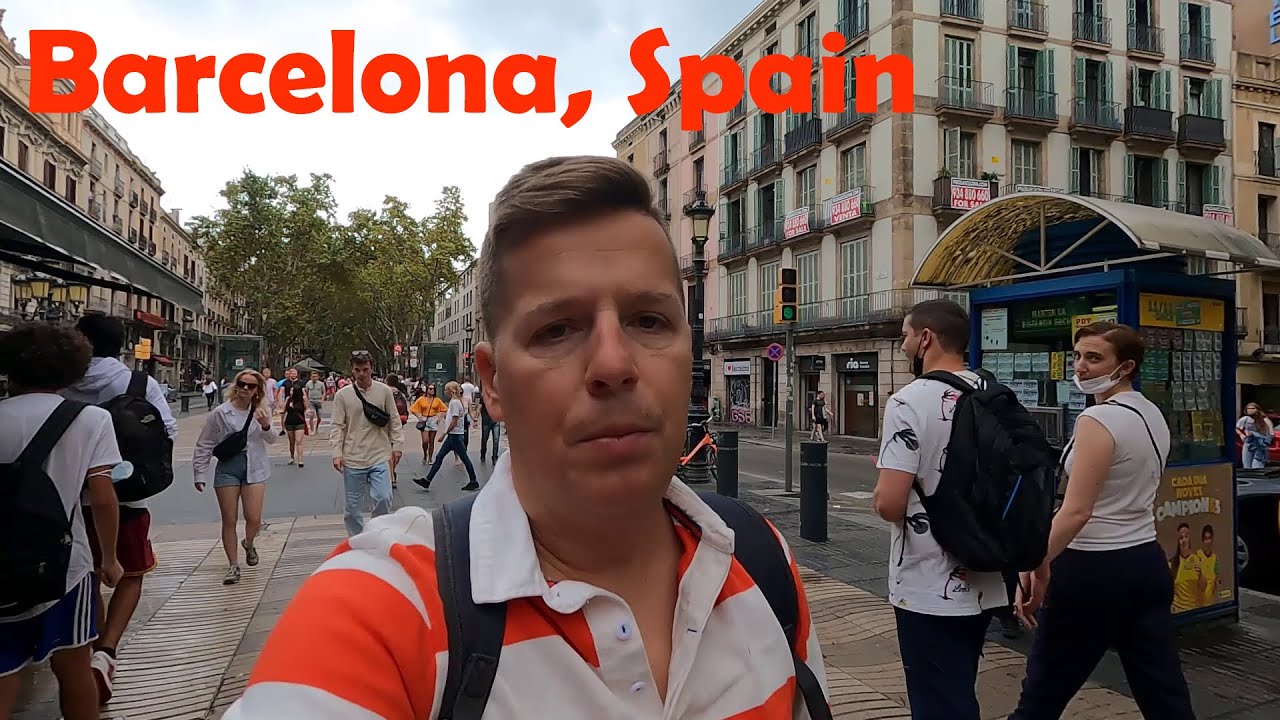 Exploring Barcelona La Rambla and Gothic Quarter on a Rainy Day.