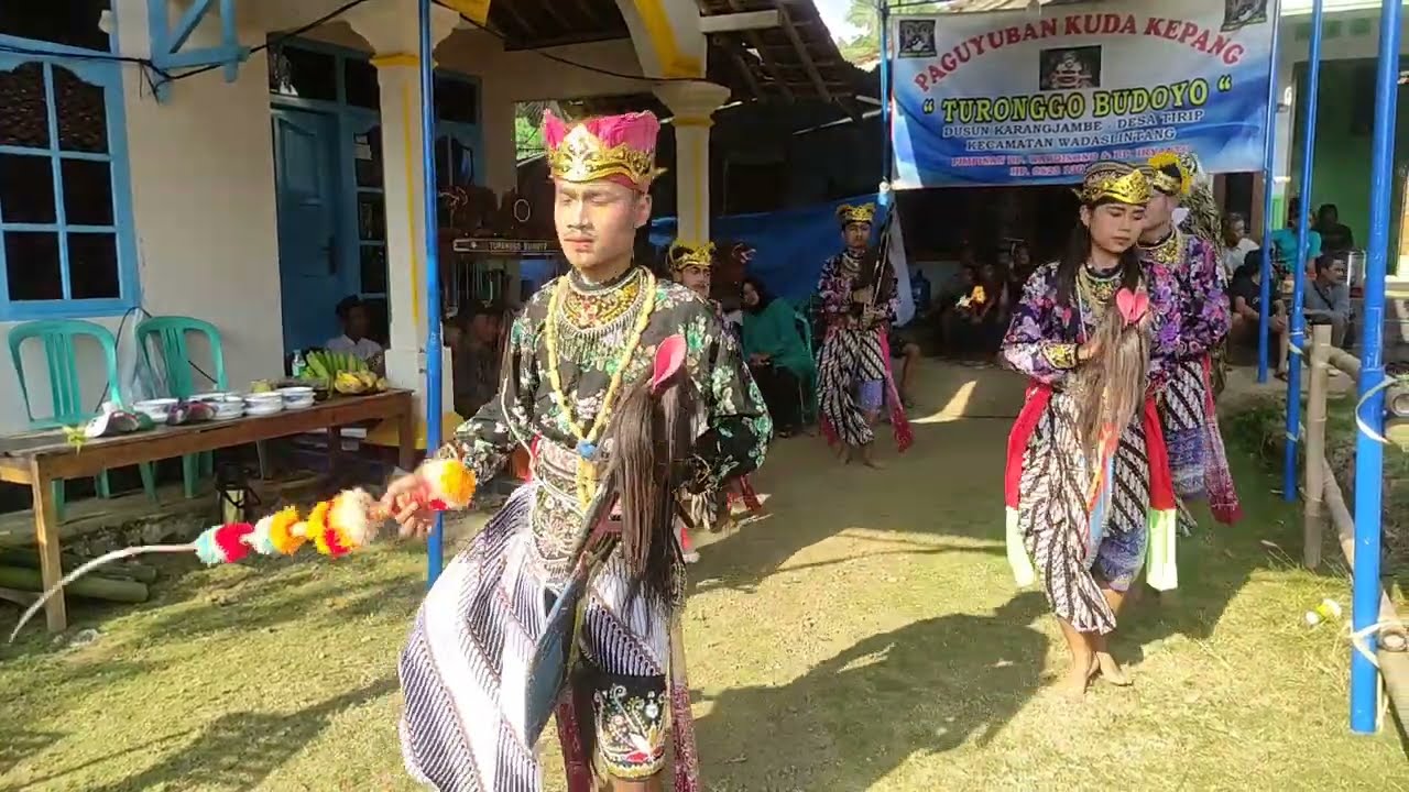 Reta Rete#kudakepangwadaslintang #lenggerwonosobo #angklung #keseniantradisional #wonosobo